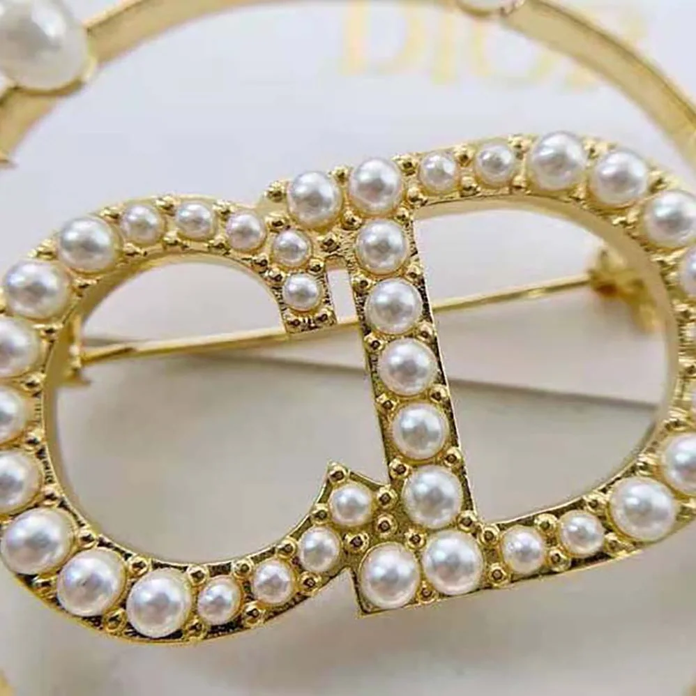Dior Clair D Lune Brooch Gold for Women in Finish Metal