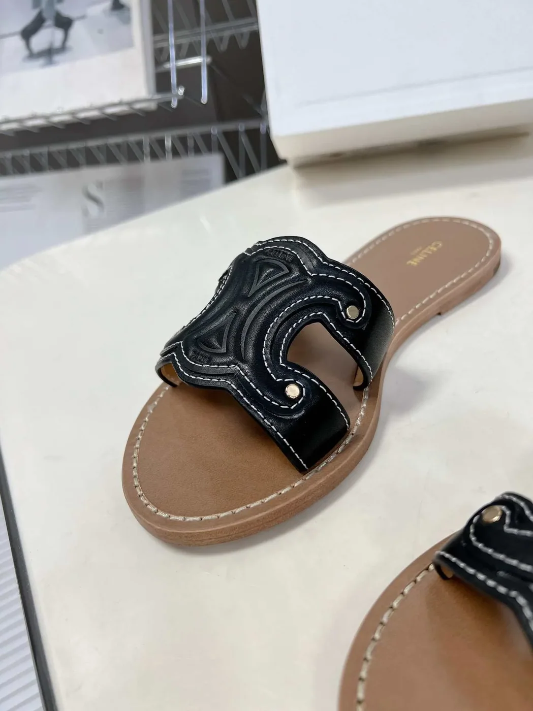Celine Triomphe Mule Black .38NO Celine Triomphe Mule Black .38NO