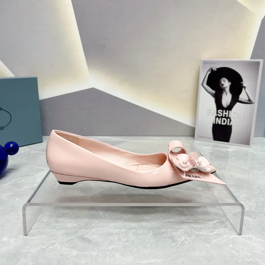 Prada Patent Pumps Pink Prada Patent Pumps Pink