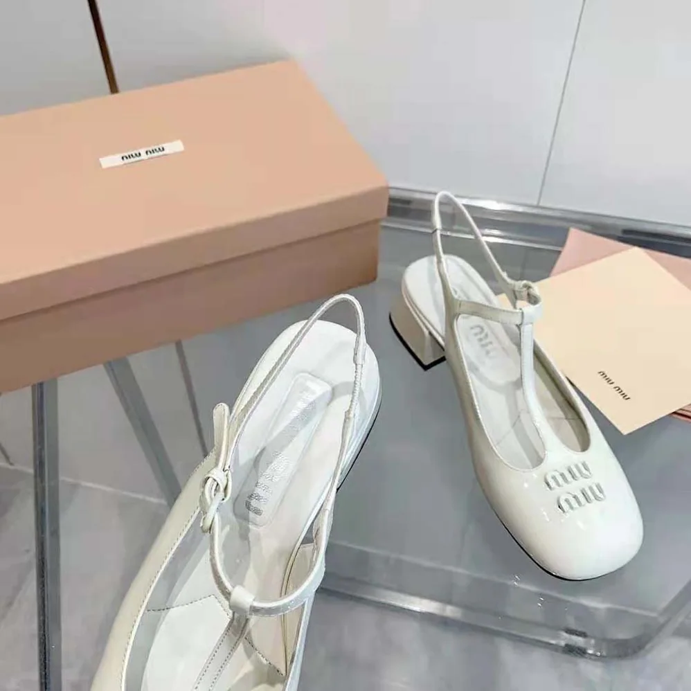 Miu Miu Patent Leather Slingback Pumps for Women in White Miu Miu Patent Leather Slingback Pumps for Women in White