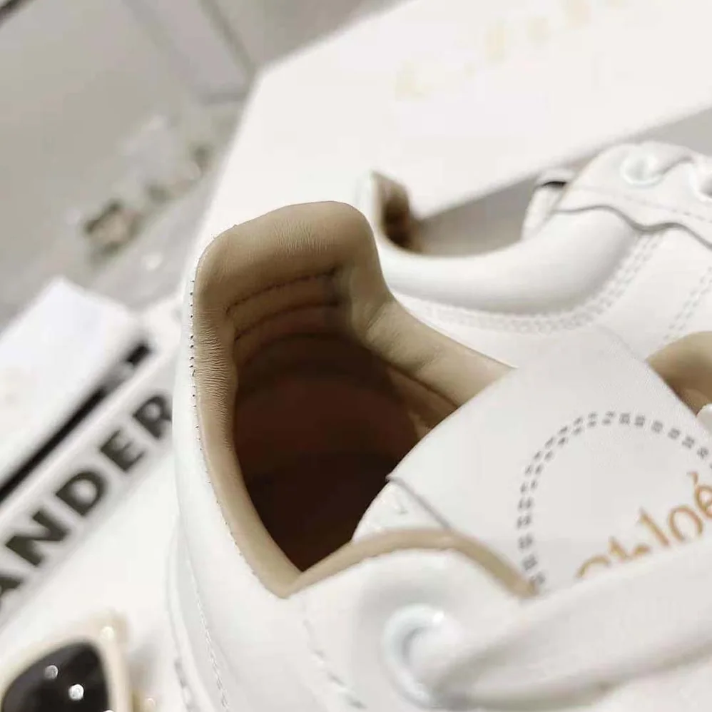 Chloe Franckie Low-Top Sneaker in Smooth Calfskin for Women in White Chloe Franckie Low-Top Sneaker in Smooth Calfskin for Women in White