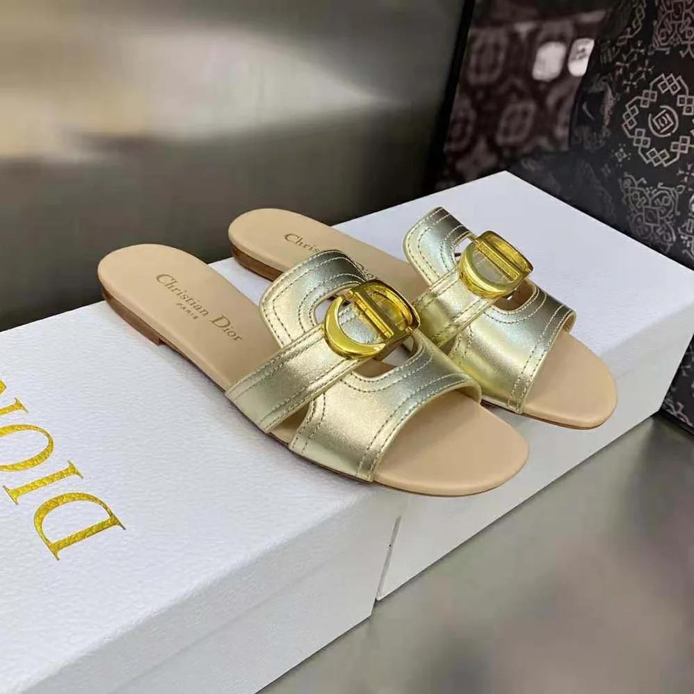 Dior 30 Montaigne Slide Platinum for Women in Tone Metallic Calfskin Dior 30 Montaigne Slide Platinum for Women in Tone Metallic Calfskin
