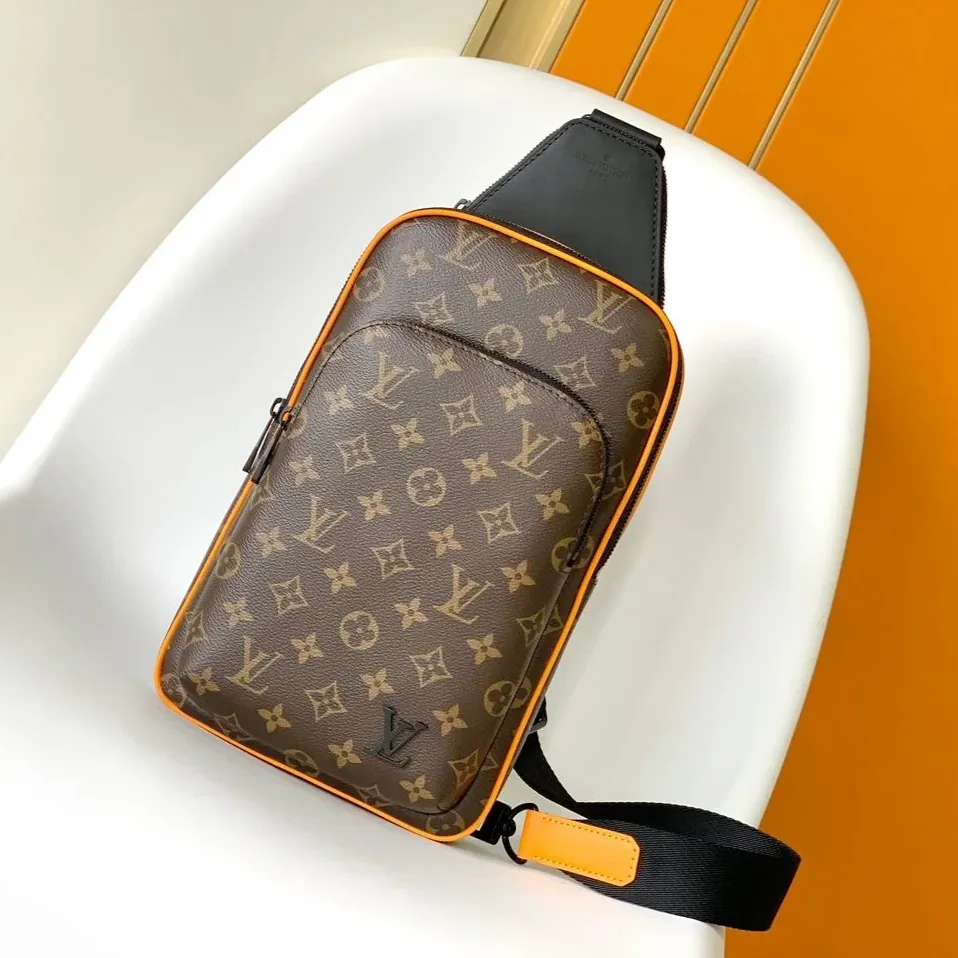 Louis Vuitton Avenue NM Slingbag Brown / Louis Vuitton Avenue NM Slingbag Brown /