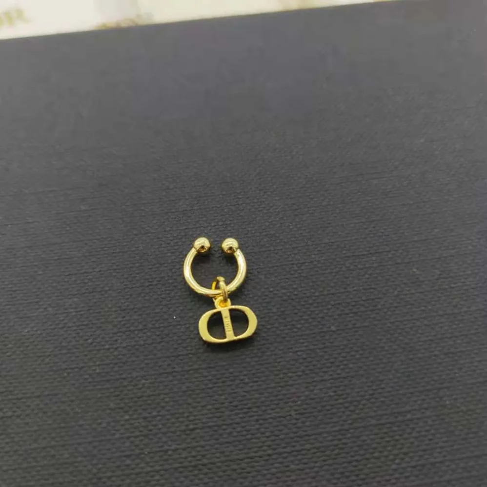 Dior Petit CD Ear Jewelry Gold for Women in Finish Metal