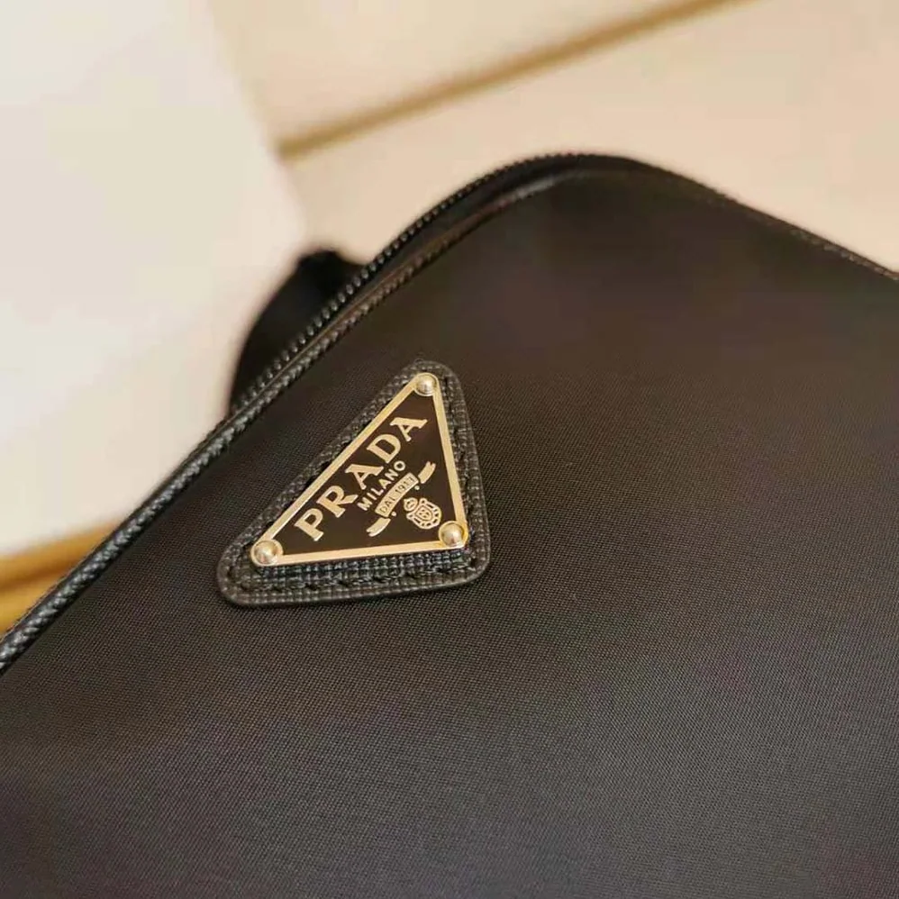 Prada Prada Re-Edition 2005 Nylon Bag for Women in Black