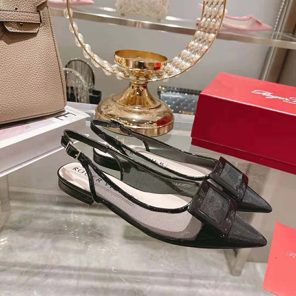 Roger Vivier Gommettine Net Lacquered Buckle Slingback Ballerinas in Fabric for Women in Black