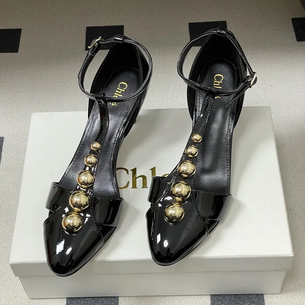 Chloe Cleia Heeled Sandal for Women in Black Chloe Cleia Heeled Sandal for Women in Black