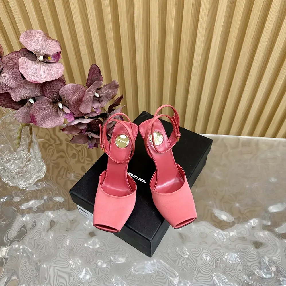Saint Laurent YSL La Scandale Wedges in Satin Crepe for Women in Pink