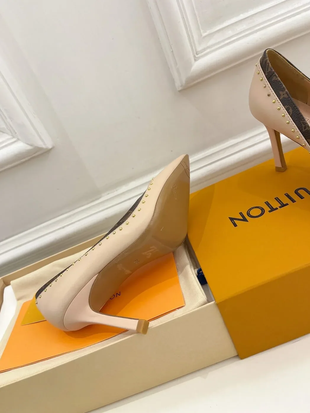 Louis Vuitton Pump Beige 5 Louis Vuitton Pump Beige 5
