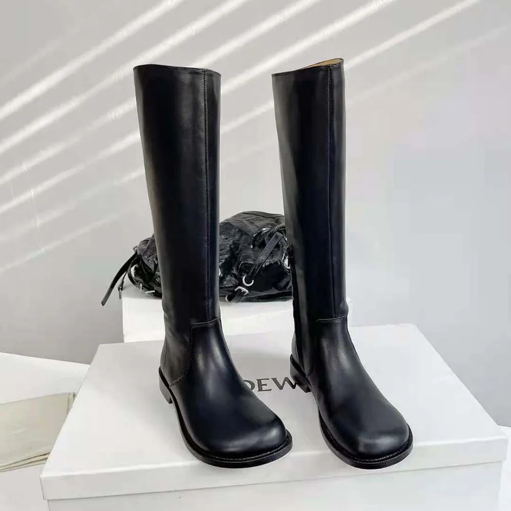 Loewe Campo Boot in Calfskin for Women in Black Loewe Campo Boot in Calfskin for Women in Black