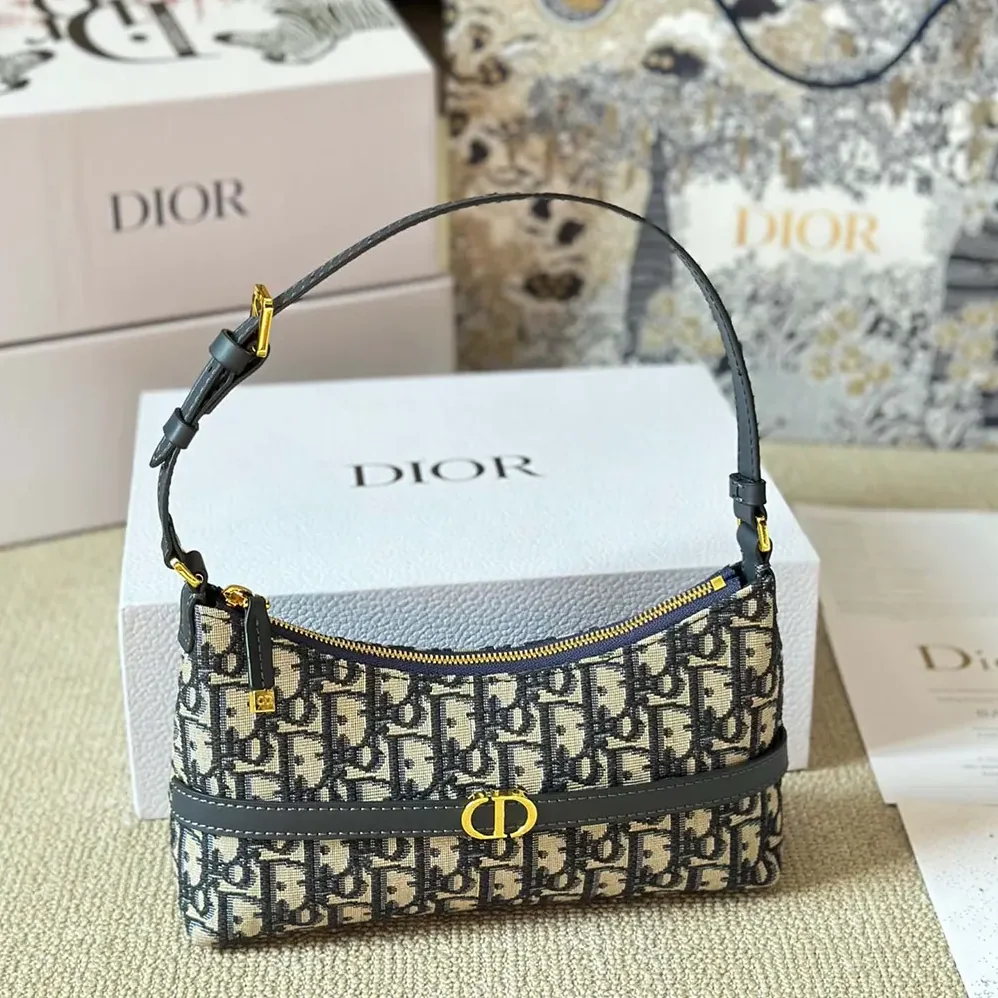 Dior 30 Montaigne Cigale Mini Bag Blue Dior Oblique Jacquard for Women Dior 30 Montaigne Cigale Mini Bag Blue Dior Oblique Jacquard for Women