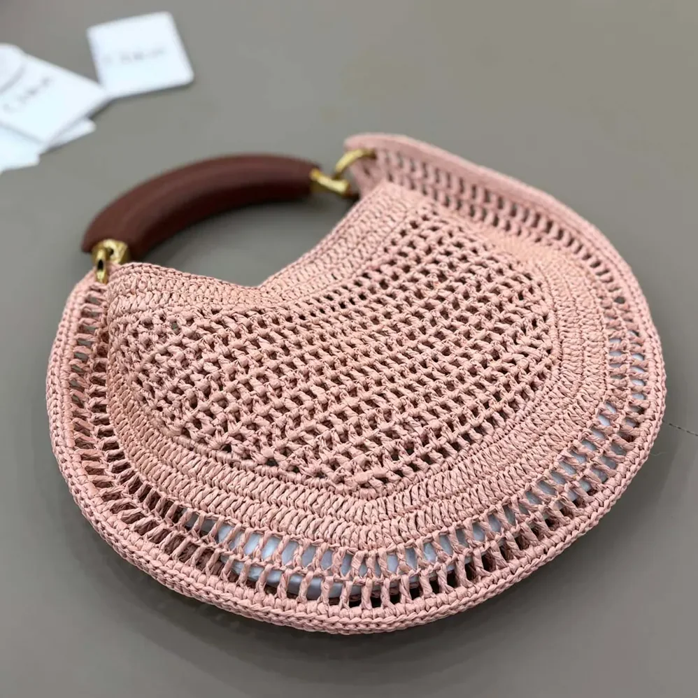 Chloe Summer Banana Hobo Bag In Raffia for Women in Pink
