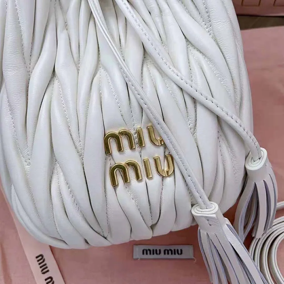 Miu Miu Matelassé Nappa Leather Bucket Bag for Women in White Miu Miu Matelassé Nappa Leather Bucket Bag for Women in White