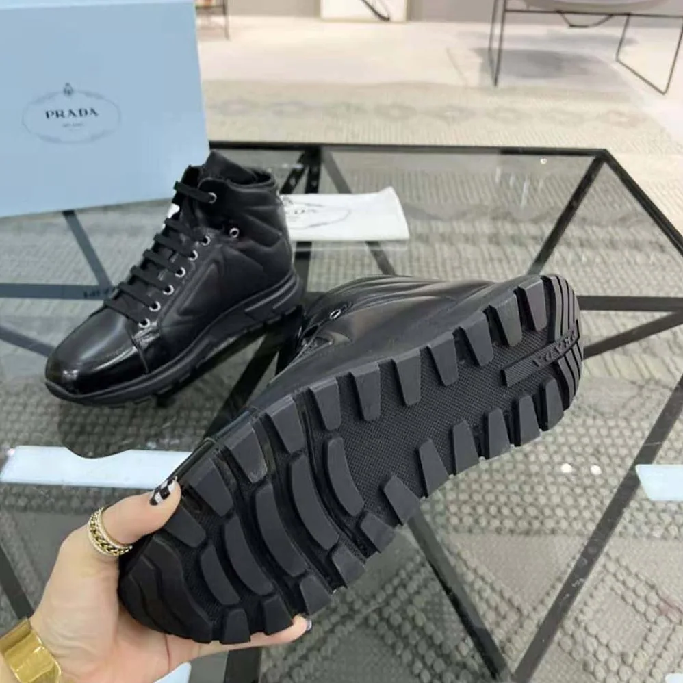 Prada PRAX 01 Re-Nylon and Brushed Leather Sneakers for Men Prada PRAX 01 Re-Nylon and Brushed Leather Sneakers for Men
