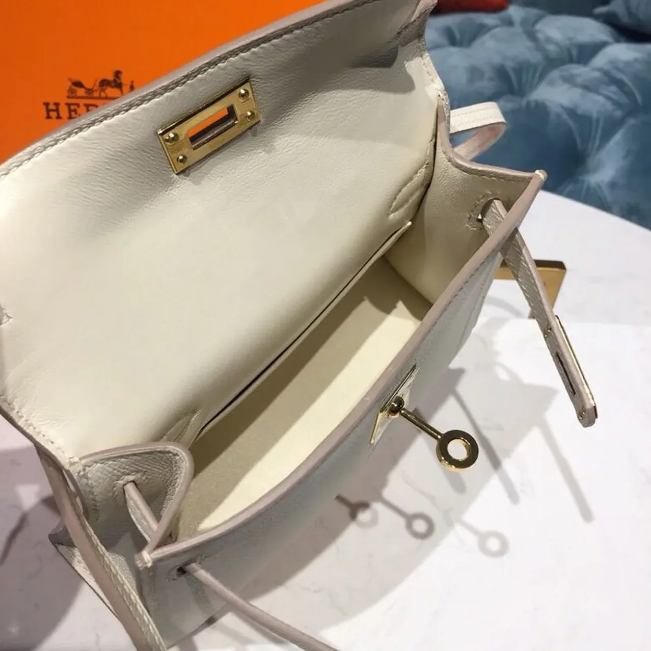 Hermes Mini Kelly White Gold Toned Hardware / Hermes Mini Kelly White Gold Toned Hardware /