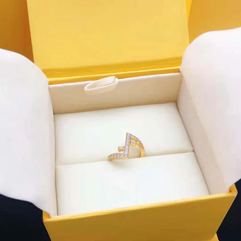 Fendi Fendi First Ring Gold for Women in coloured Fendi Fendi First Ring Gold for Women in coloured
