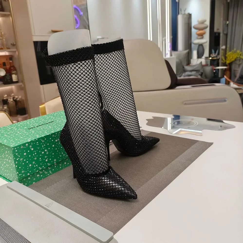 Balenciaga Avenue 110mm Bootie in Black Shiny Nappa Lambskin for Women Balenciaga Avenue 110mm Bootie in Black Shiny Nappa Lambskin for Women