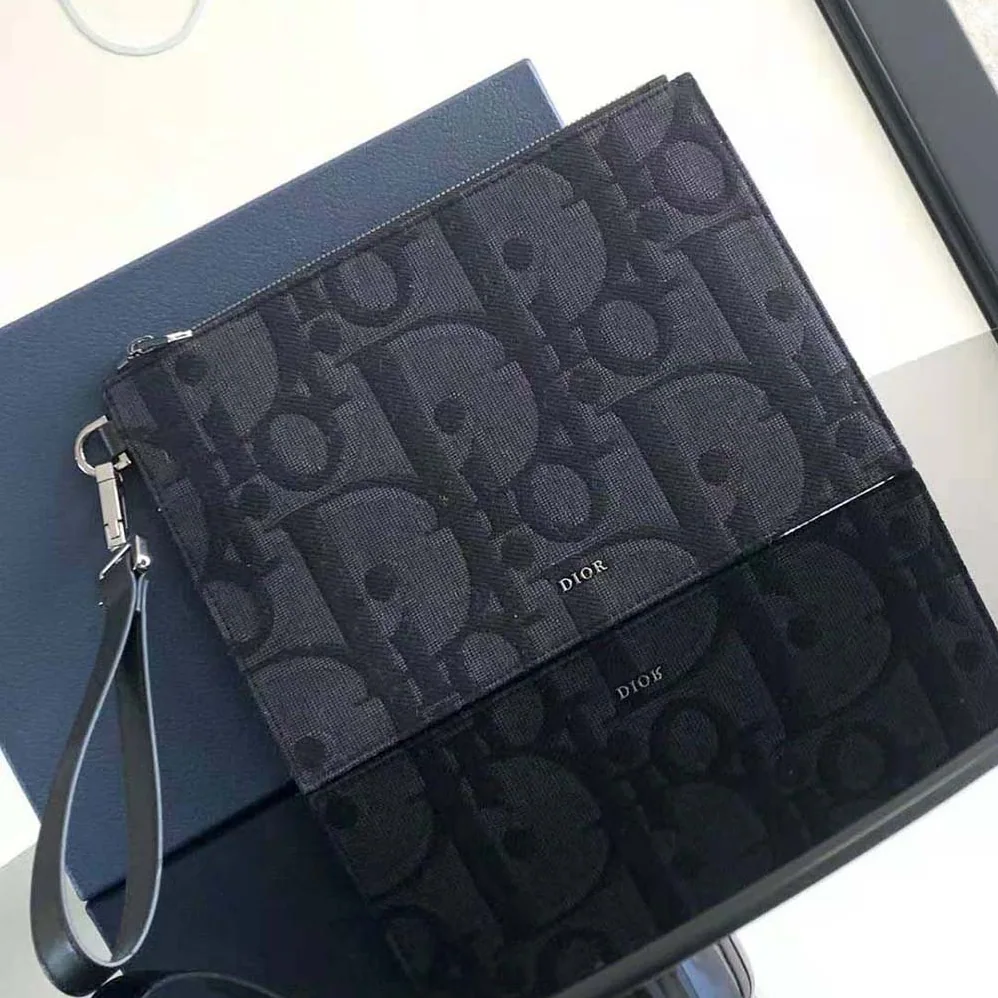Dior A5 Pouch Black Maxi Dior Oblique Jacquard for Men Dior A5 Pouch Black Maxi Dior Oblique Jacquard for Men