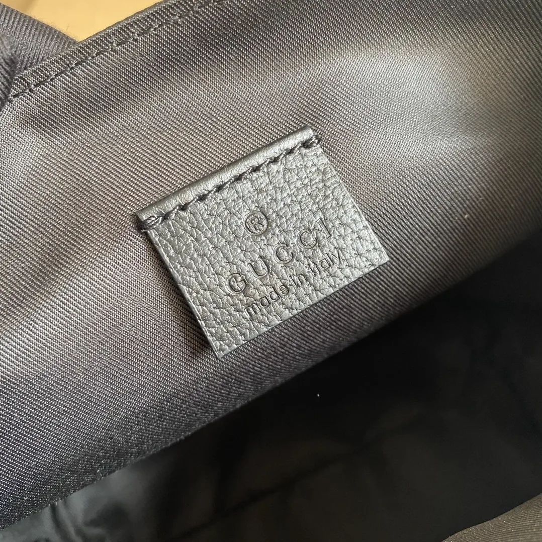 Gucci Off The Grid Messenger Bag Black GG ECONYL® / GG H9HKN