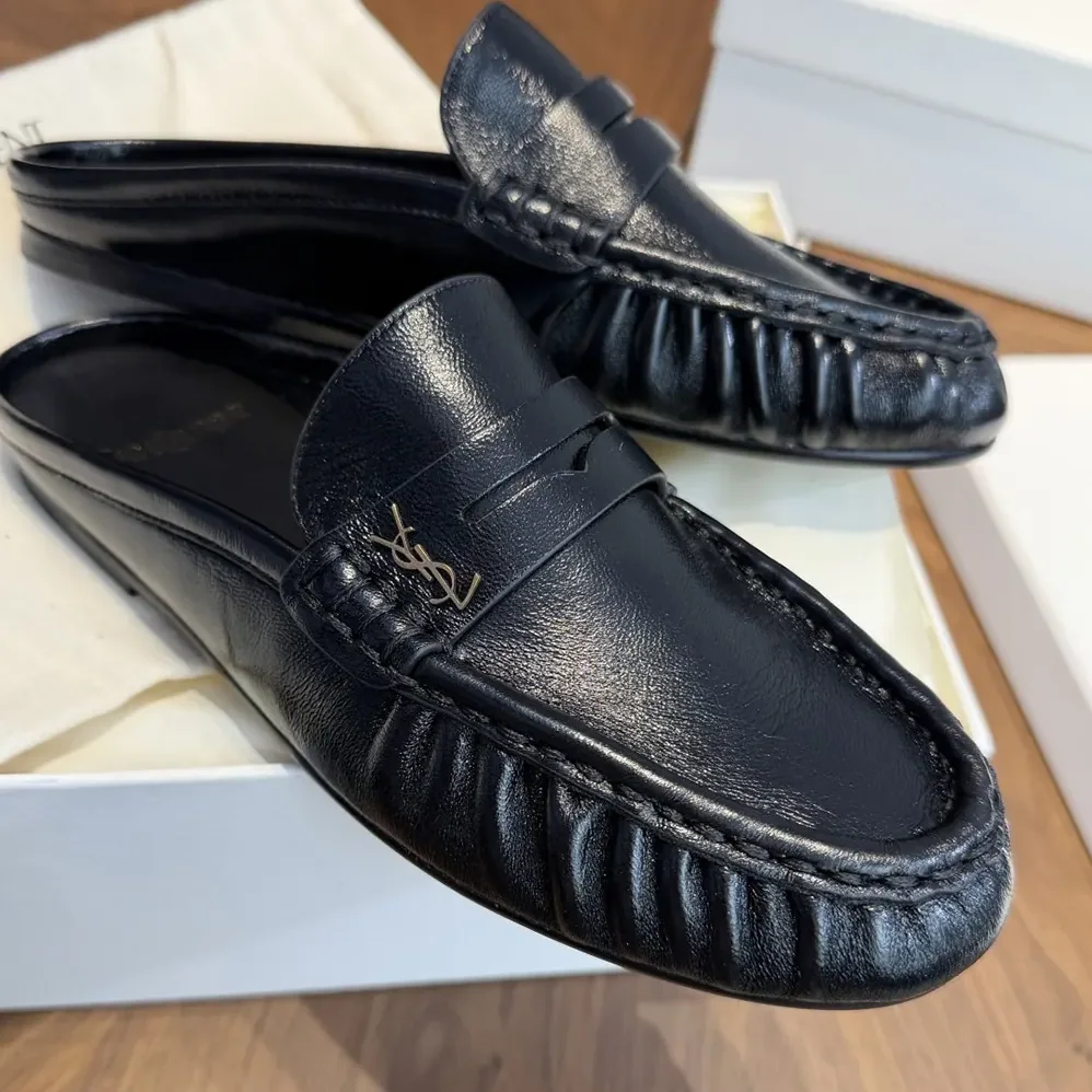 Saint Laurent YSL Le Loafer Mules in Shiny Creased Leather for Unisex