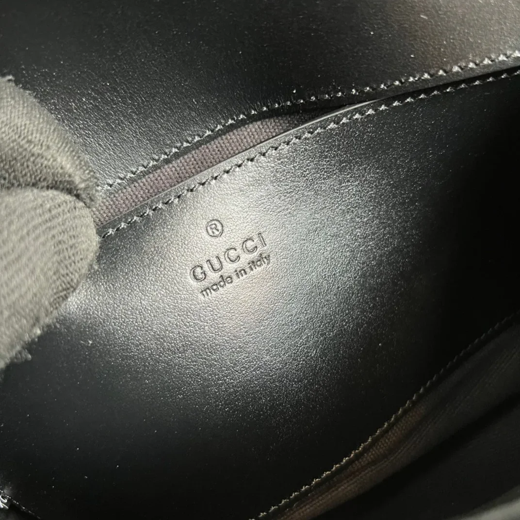 Gucci Marmont Matelassé Mini Bag White / GG