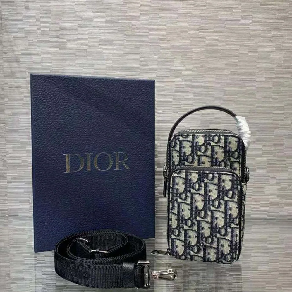 Dior Pouch Beige and Black Dior Oblique Jacquard Canvas for Men Dior Pouch Beige and Black Dior Oblique Jacquard Canvas for Men