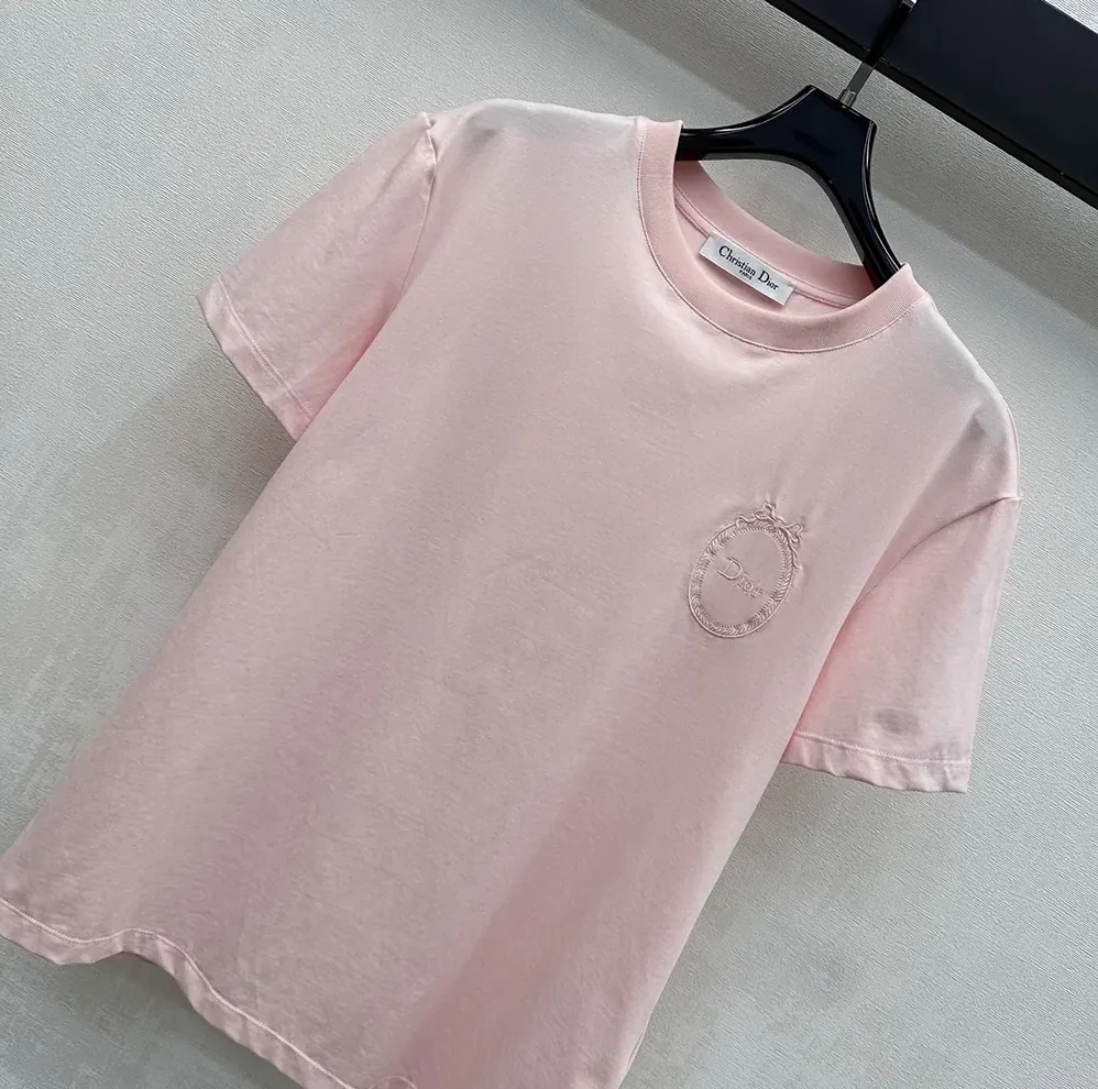 Dior Fitted Dior Médaillon Embroidered T for Men in shirt Pink Cotton Jersey