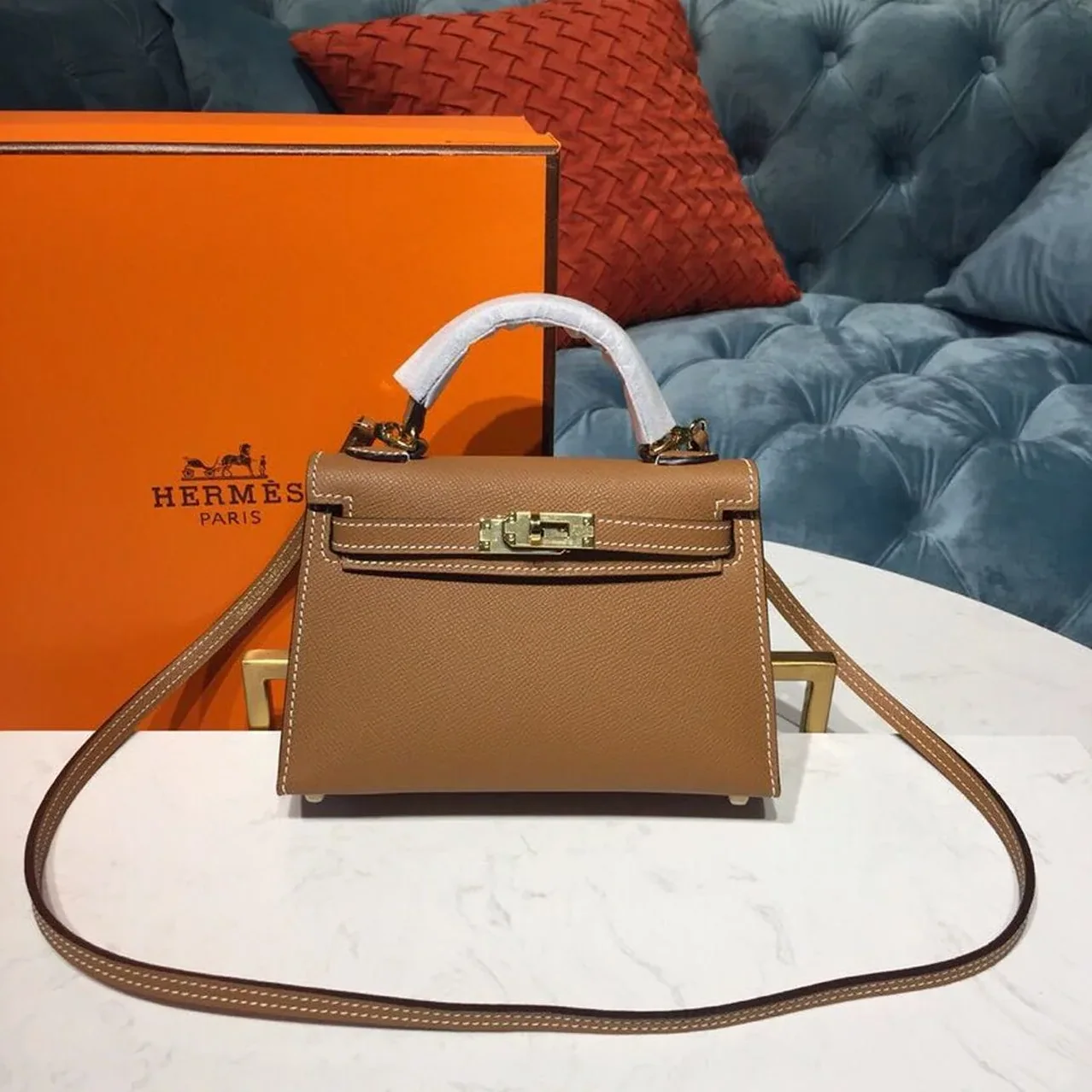 Hermes Mini Kelly Gold Gold Toned Hardware / Hermes Mini Kelly Gold Gold Toned Hardware /