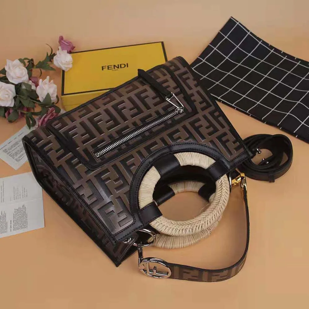 Fendi Runaway Shopper Multicolor Leather Shopper for Women Fendi Runaway Shopper Multicolor Leather Shopper for Women