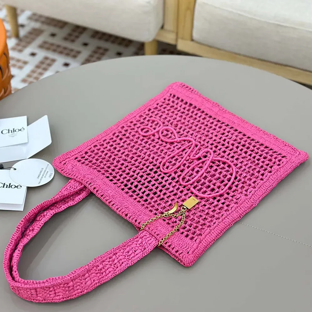 Chloe Summer Banana Tote Bag In Raffia for Women in Rose Chloe Summer Banana Tote Bag In Raffia for Women in Rose