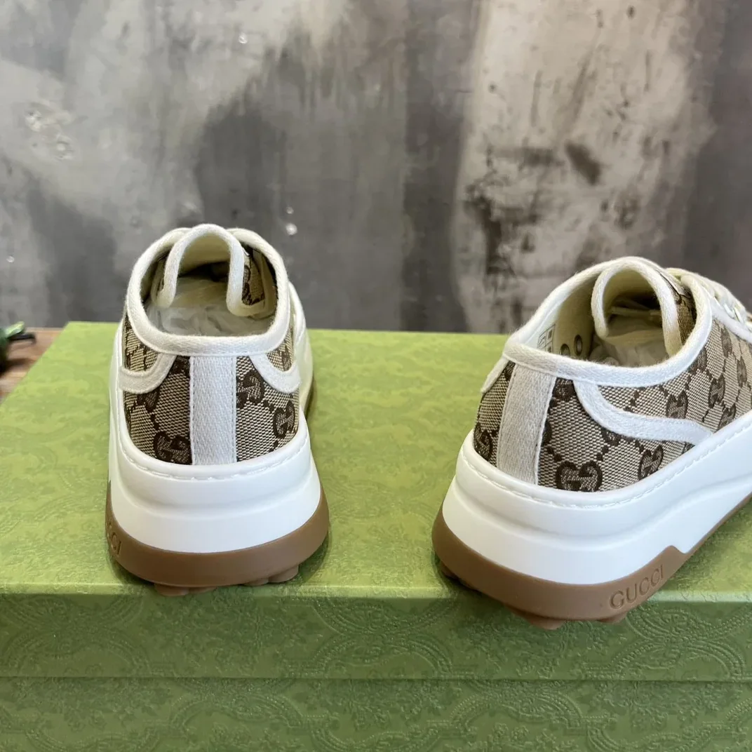 Gucci Low in Cut Sneaker Brown Gucci Low in Cut Sneaker Brown