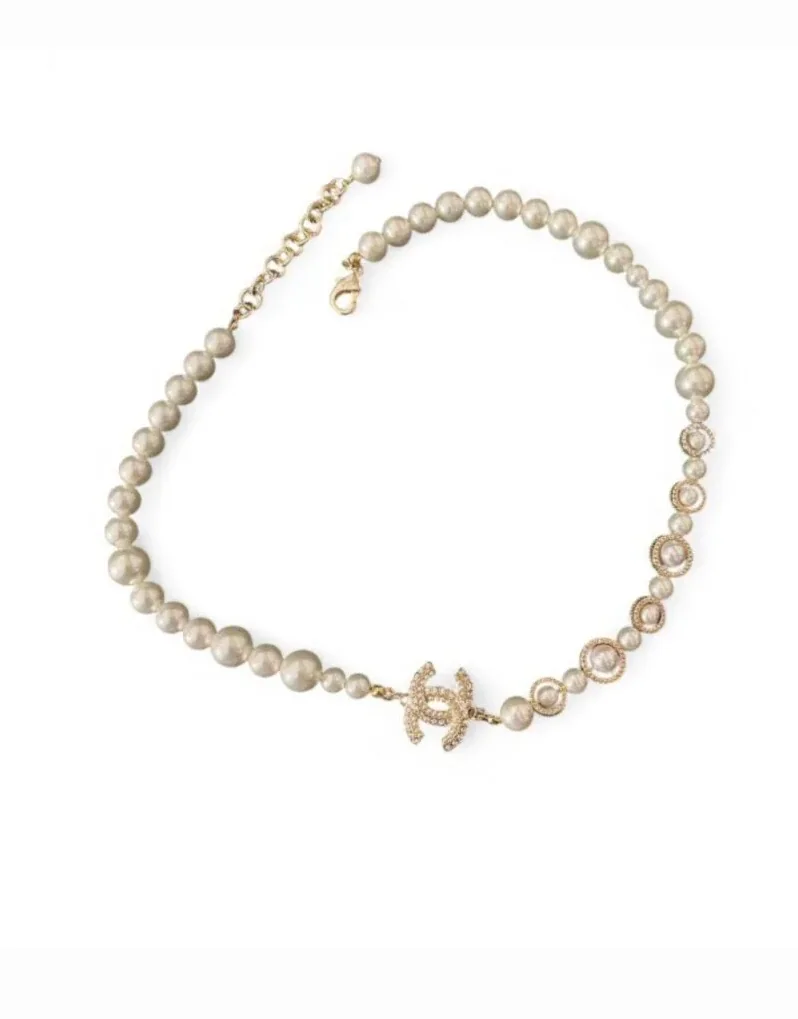 Chanel Pearl Bow Necklace White
