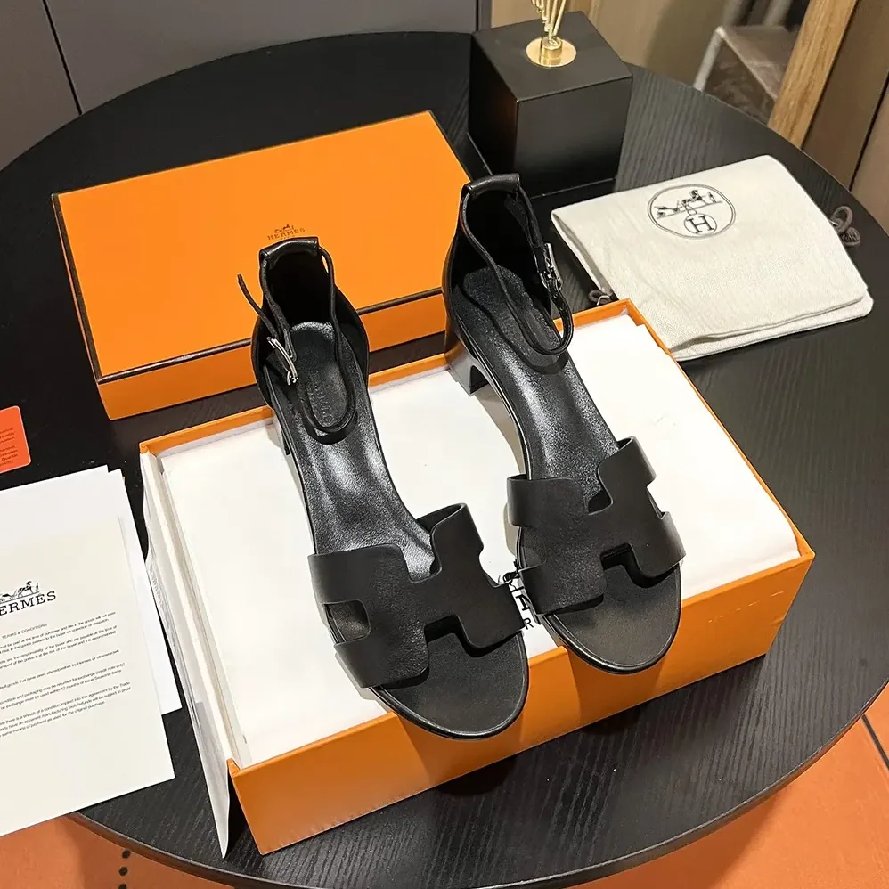 Hermes Encens 50 Sandal-Black H221119Z for Women