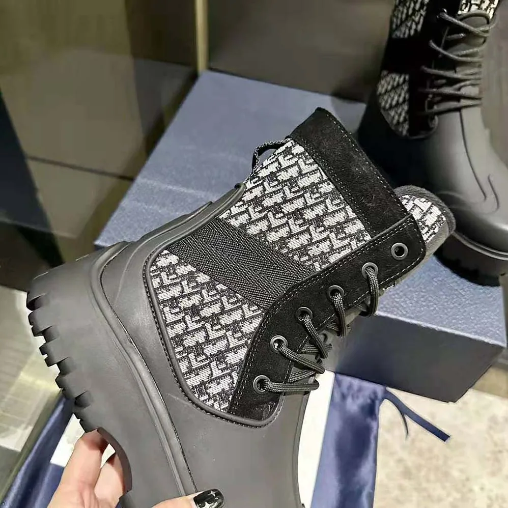 Dior Garden Lace-up Boot Beige and Black Dior Oblique Jacquard and Black Rubber for Men