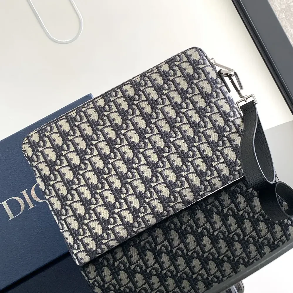 Dior Pouch Beige and Black Dior Oblique Jacquard for Men Dior Pouch Beige and Black Dior Oblique Jacquard for Men
