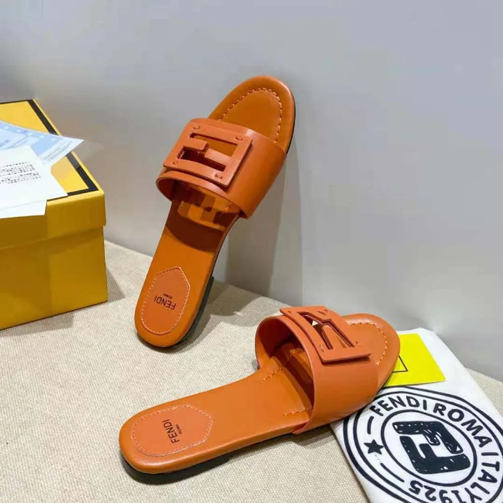 Fendi Signature Brown Leather Slides in 0.4 inches Heel Height for Women