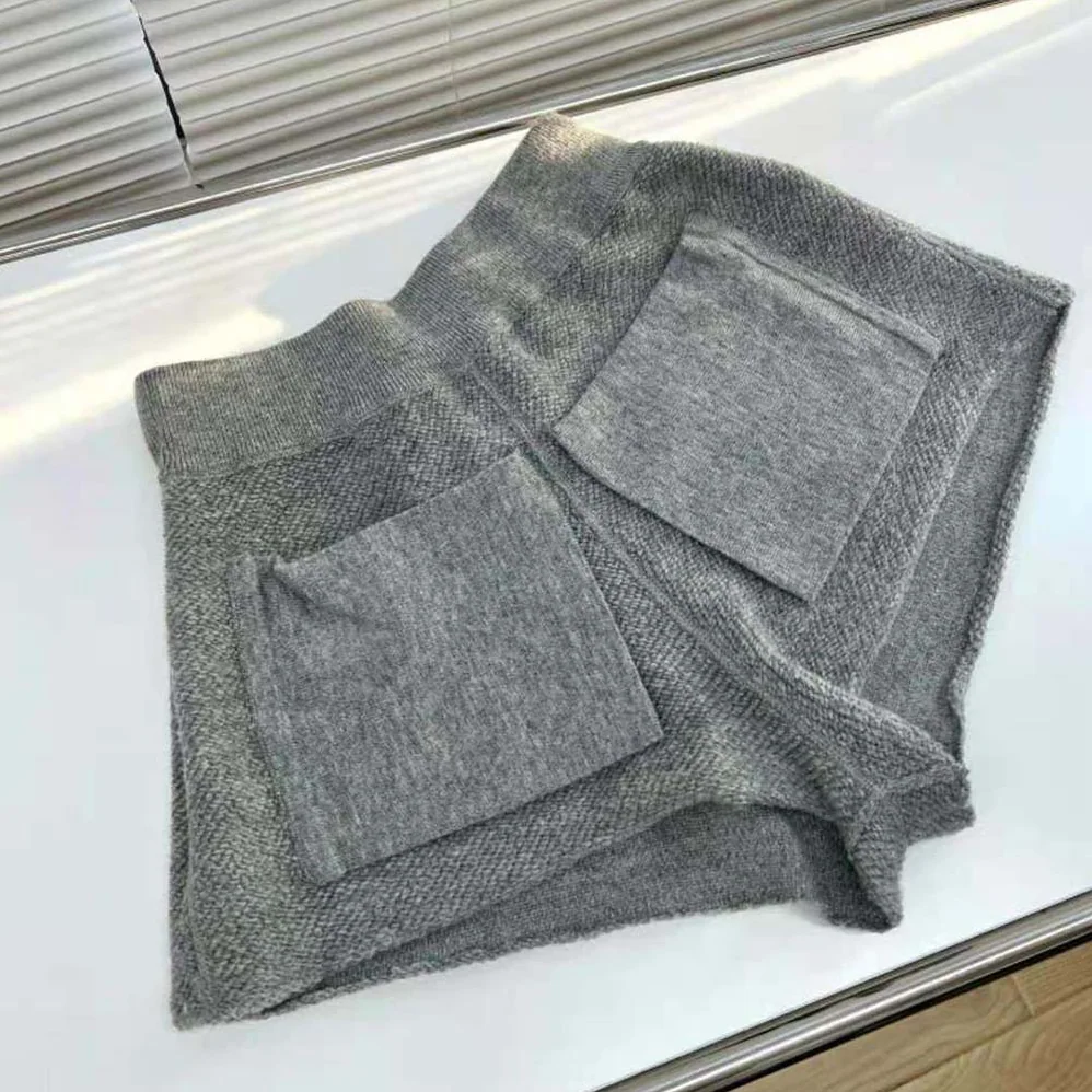 Miu Miu Wool and Cashmere Shorts for Women Miu Miu Wool and Cashmere Shorts for Women