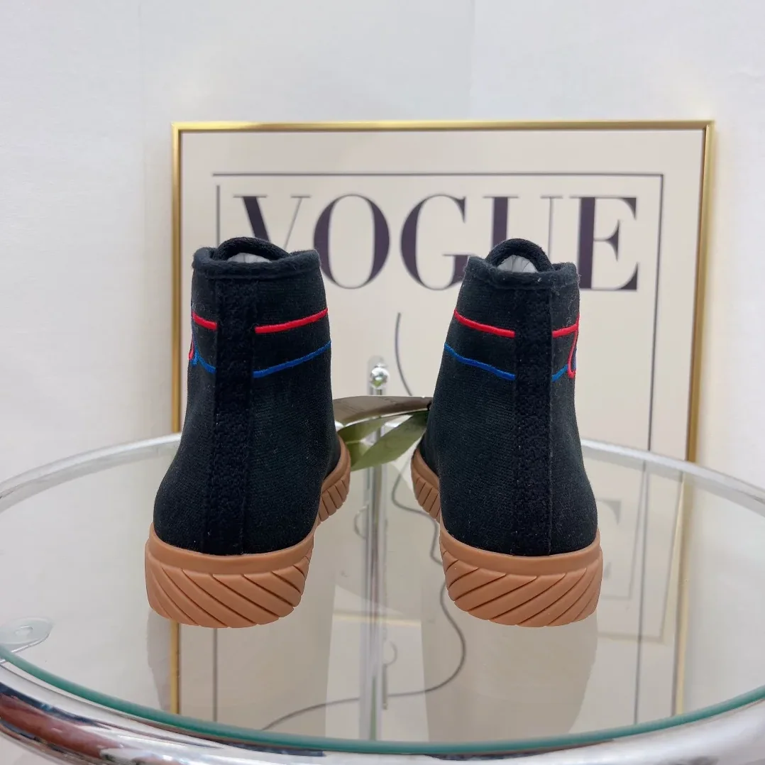 Gucci Interlocking G High for Women in Top Sneaker Black