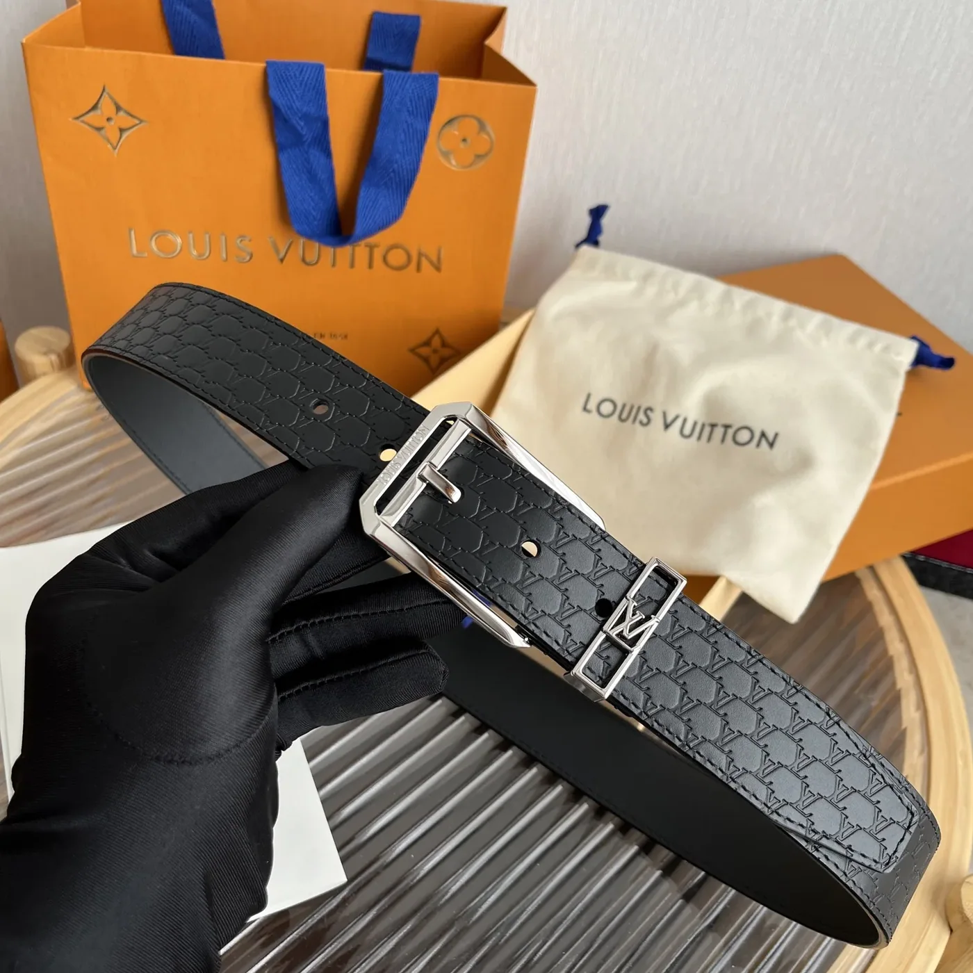 Louis Vuitton Blason Embossed Belt Black With Silver Buckle Louis Vuitton Blason Embossed Belt Black With Silver Buckle