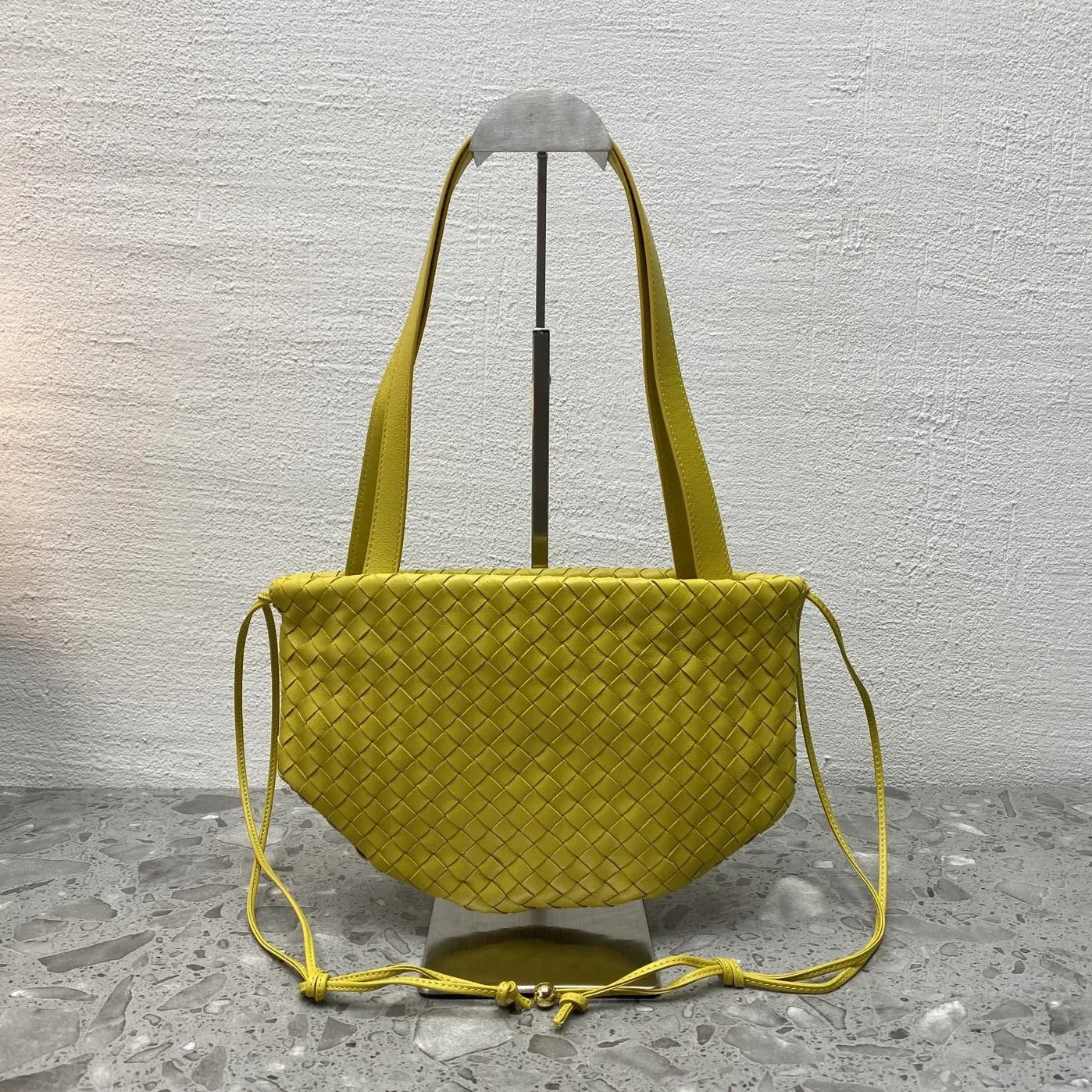 Bottega Veneta Shoulder Bag Yellow Bottega Veneta Shoulder Bag Yellow