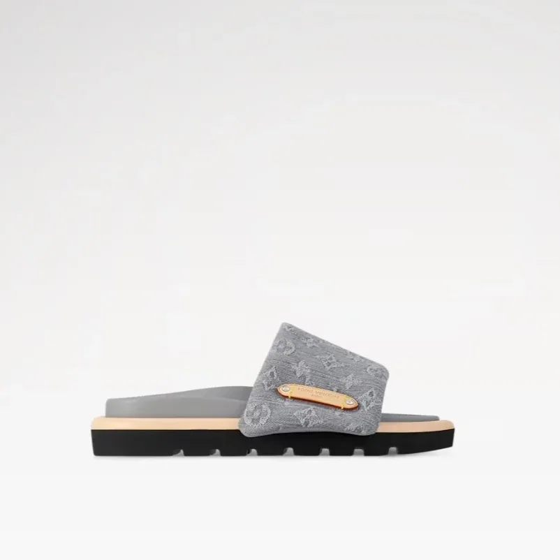 Louis Vuitton Pool Pillow Flat Comfort Mule Grey 1AGUZX Louis Vuitton Pool Pillow Flat Comfort Mule Grey 1AGUZX