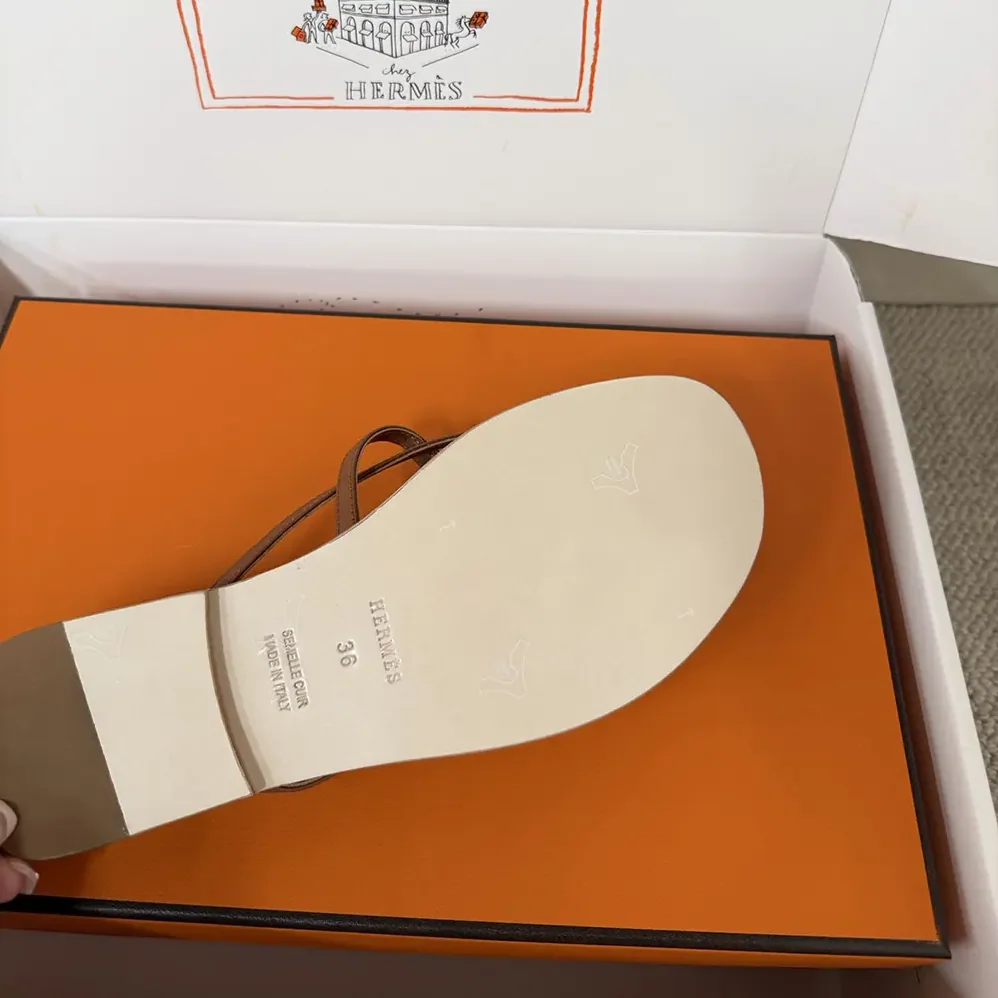 Hermes Miss Sandal in Calfskin for Women in Brown Hermes Miss Sandal in Calfskin for Women in Brown