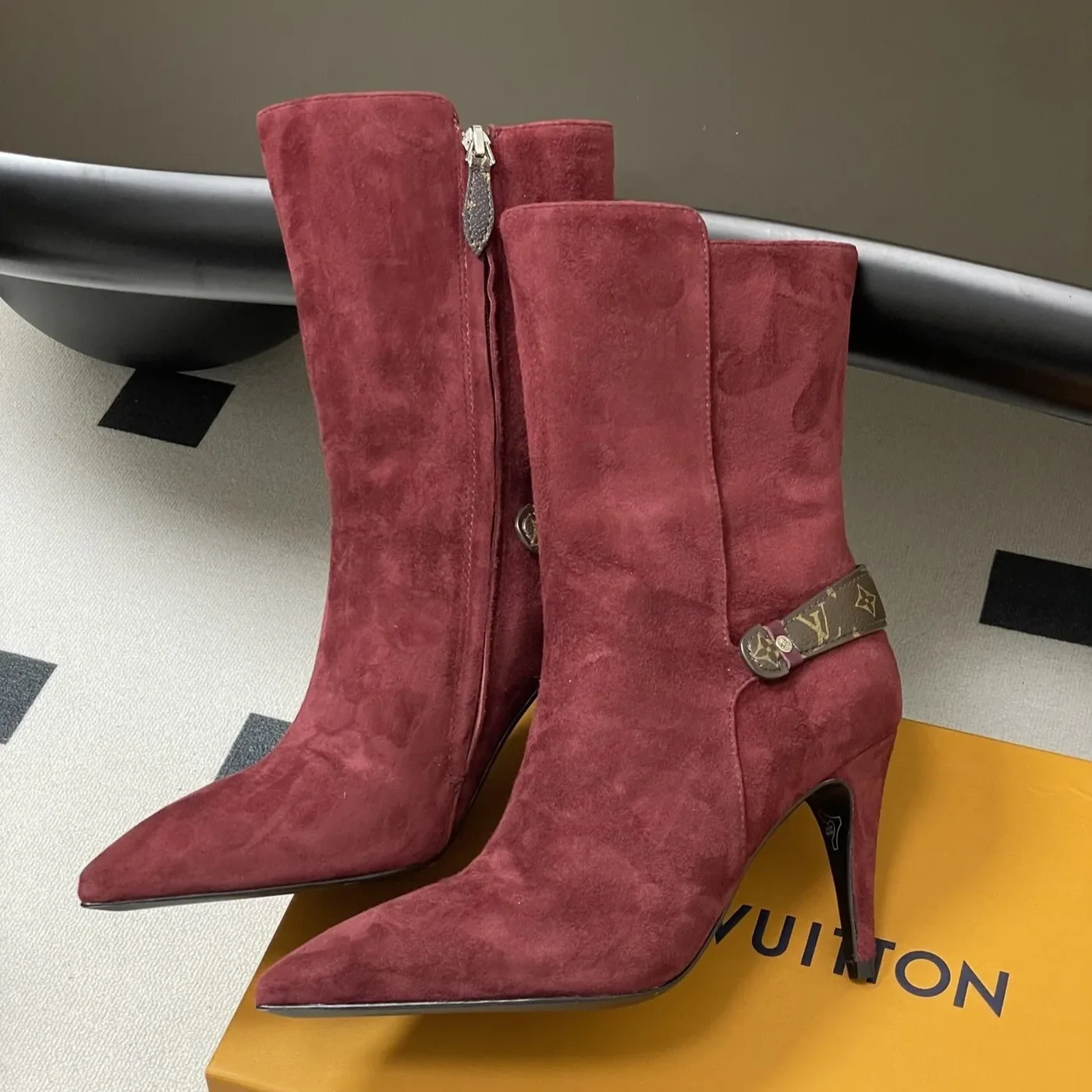 Louis Vuitton Legacy Ankle Boots Bordeaux Red 1AIDZH
