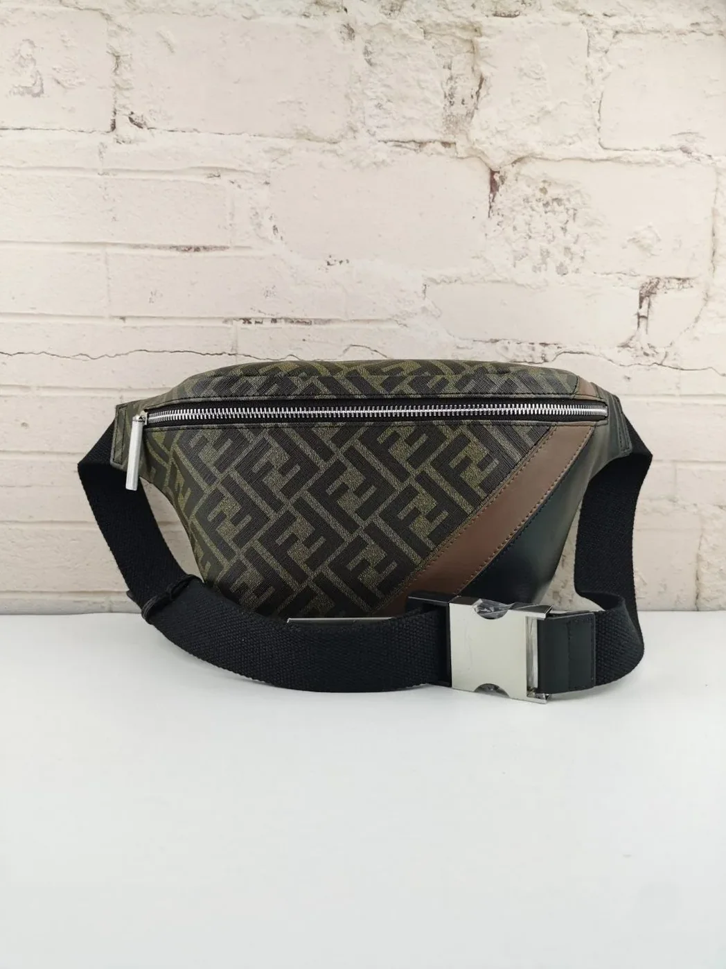Fendi Belt Bag Khaki in Brown Fendi Belt Bag Khaki in Brown