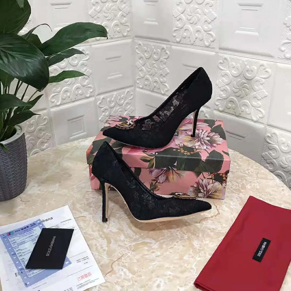 Dolce Gabbana D&G Taormina Lace Pumps with Devotion Heart for Women