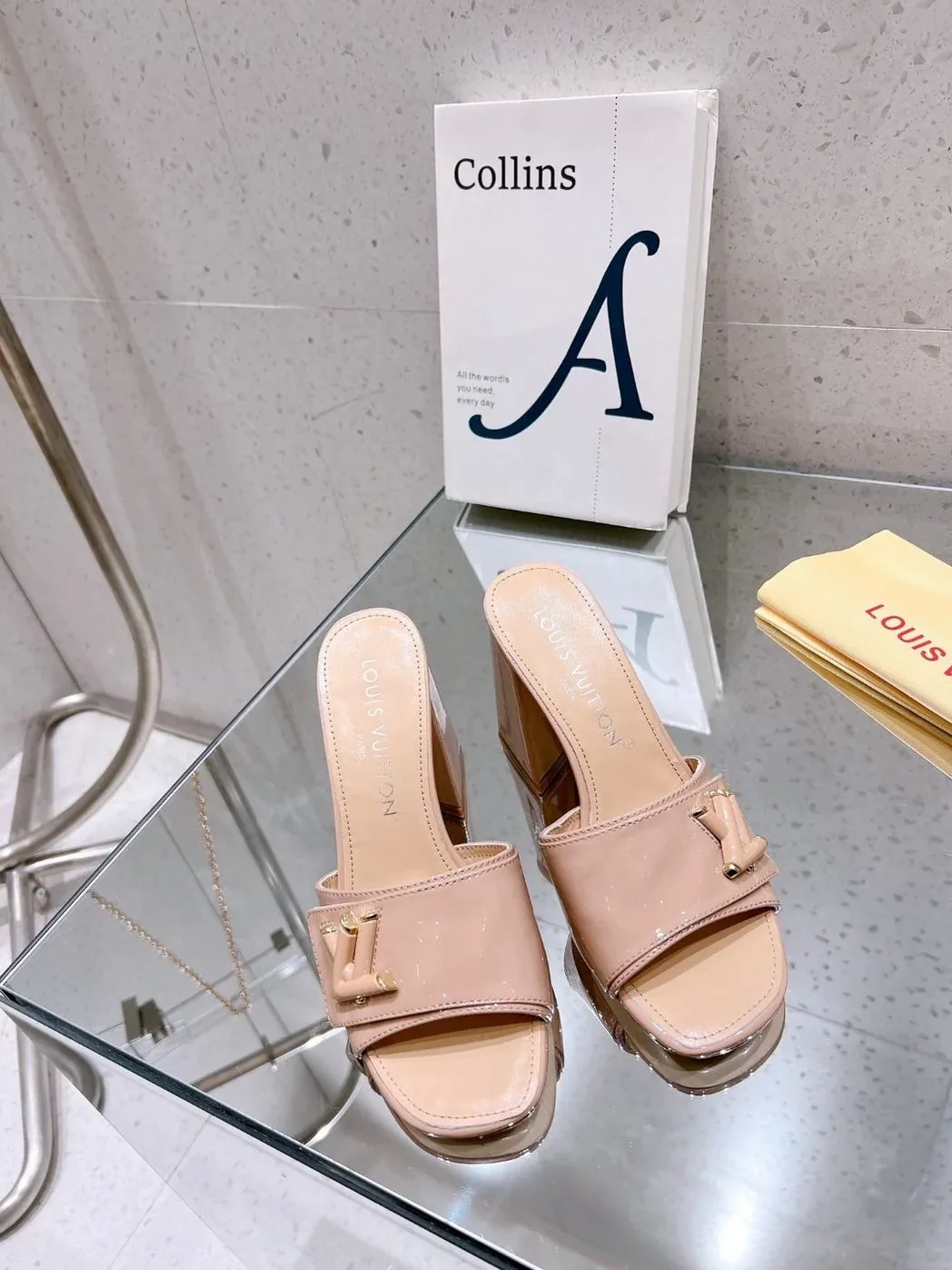 Louis Vuitton Shake Mule Beige Louis Vuitton Shake Mule Beige