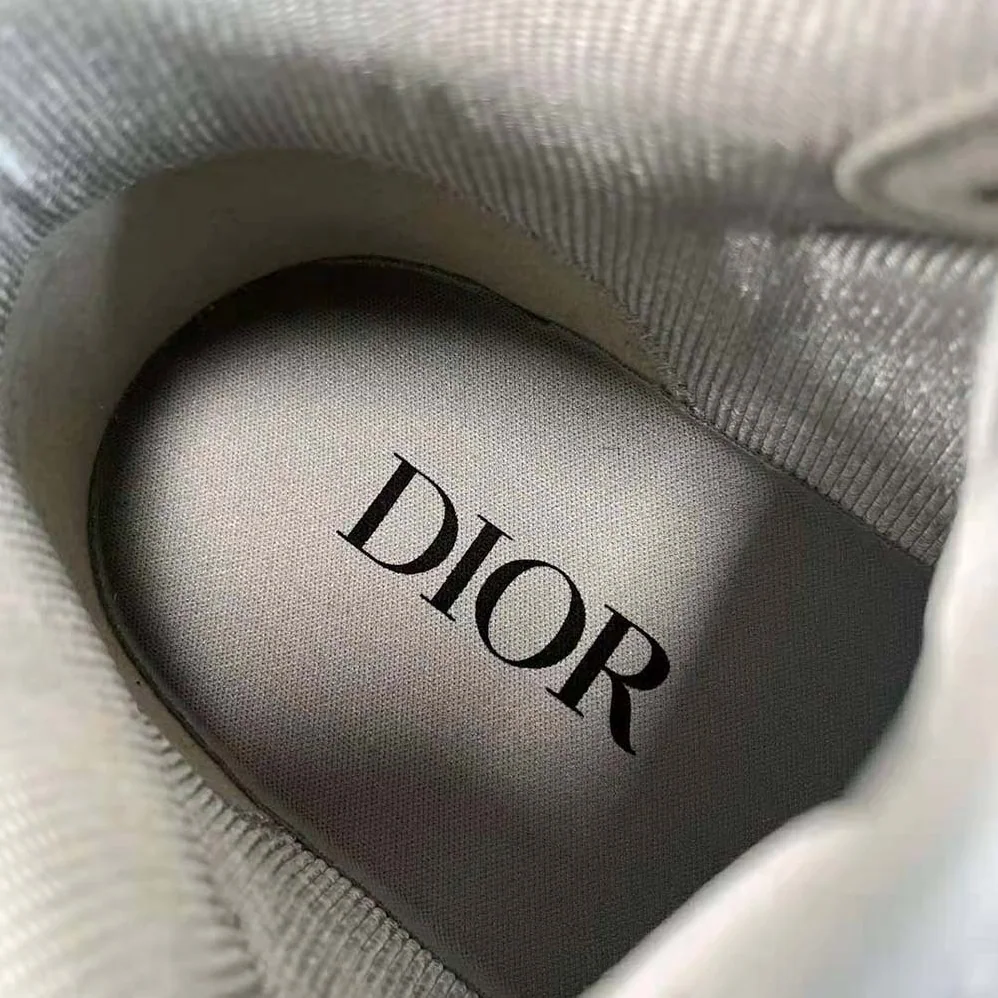 Dior B57 Mid-Top Sneaker Gray and White Smooth Calfskin for Men Dior B57 Mid-Top Sneaker Gray and White Smooth Calfskin for Men