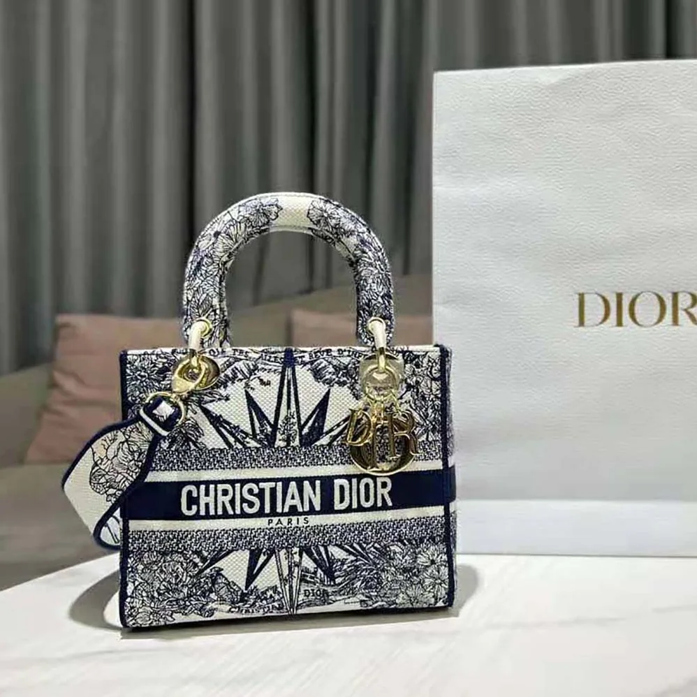 Dior Medium Lady D-lite Bag Blue Multicolor Rêve D'Infini Embroidery for Women Dior Medium Lady D-lite Bag Blue Multicolor Rêve D'Infini Embroidery for Women