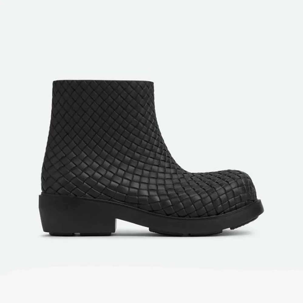 Bottega Veneta Fireman Ankle Boot for Unisex in Black Bottega Veneta Fireman Ankle Boot for Unisex in Black