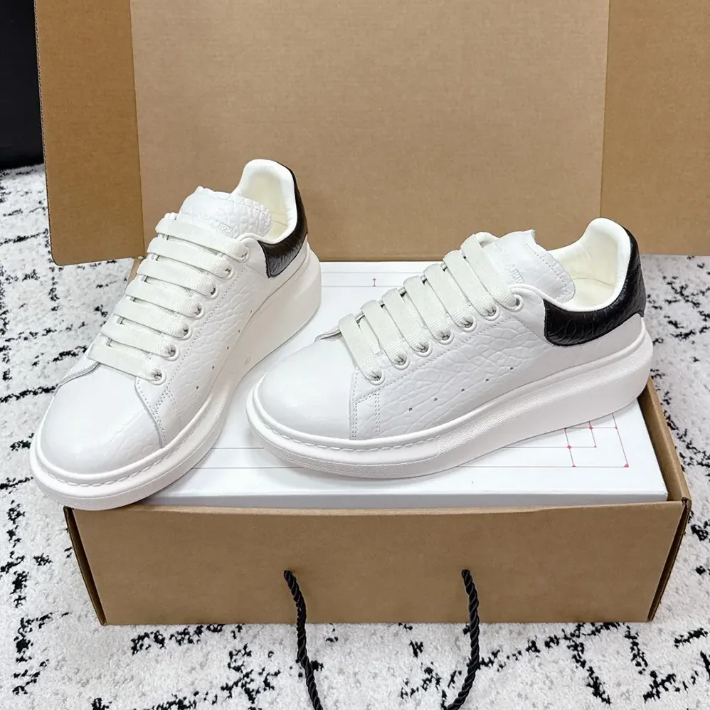 Alexander Mcqueen Oversized Sneaker in Off White for Unisex in Black Alexander Mcqueen Oversized Sneaker in Off White for Unisex in Black